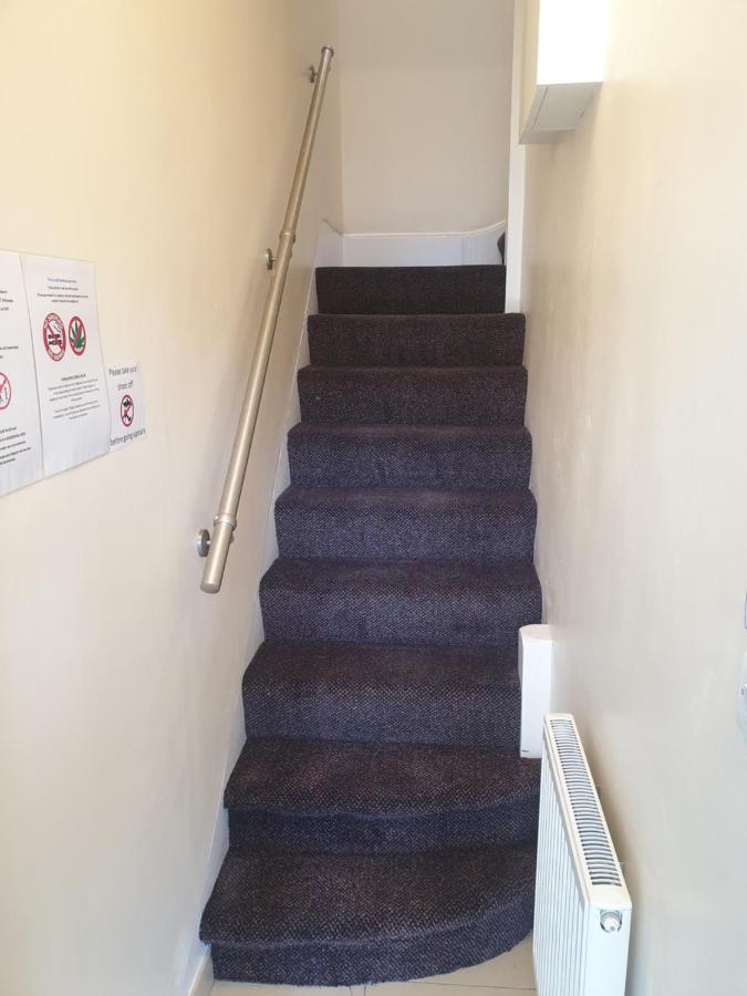 London Luxury Spacious 2 Bedroom Apartment 4 Mins From Ilford Stn. Free Parking Exteriér fotografie