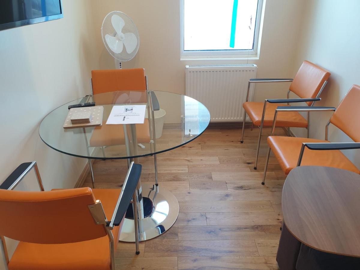 London Luxury Spacious 2 Bedroom Apartment 4 Mins From Ilford Stn. Free Parking Exteriér fotografie