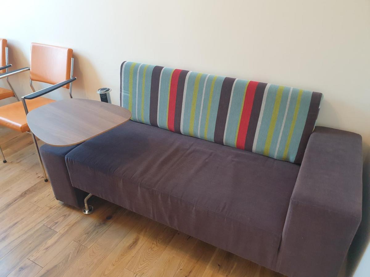 London Luxury Spacious 2 Bedroom Apartment 4 Mins From Ilford Stn. Free Parking Exteriér fotografie